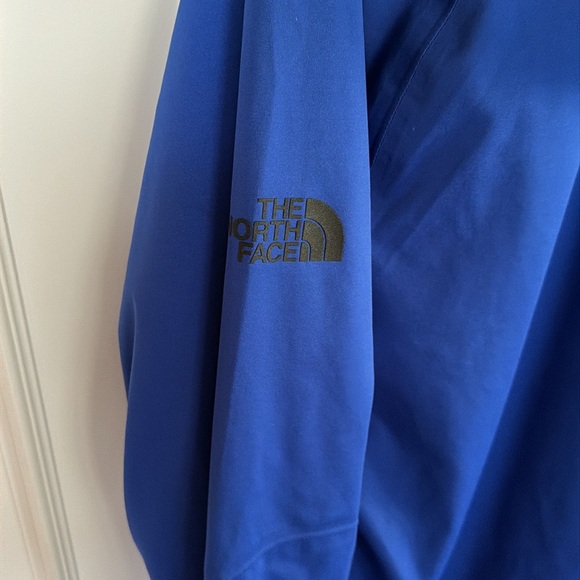 North Face shell - Picture 2 of 6